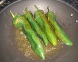 Foto del paso 3 de la receta: Pimientos rellenos con salsa brava