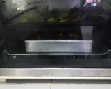 Foto langkah ke 4 dari resep Roasted Chicken with creamy sauce.