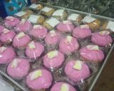 Foto langkah ke 6 dari resep Donat Empuk resep ibu Restu ala Jajannila.