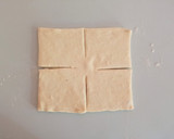 Foto del paso 3 de la receta: Formas de masa hojaldre