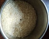 पारंपरिक तांदळाची खीर (tandlachi kheer recipe in marathi) रेसिपी स्टेप 1 फोटो 