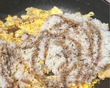 Foto langkah ke 4 dari resep Nasi Goreng Kecap Paha Ayam Fillet.