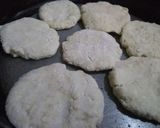 Foto del paso 3 de la receta: Masitas de harina sin gluten con avena y queso
