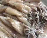 Foto del paso 2 de la receta Fideuà de rape, calamares y gambones