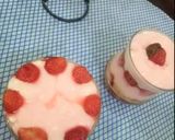 A picture of step 5 of Delicious Strawberry🍓 Trifle Recipe🍨.