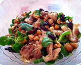 Foto del paso 5 de la receta: Salteado de pollo con garbanzos, frutos secos y toque de curry