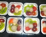 Foto langkah ke 3 dari resep Puding sutra dgn aneka buah. Mudah & enak.