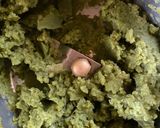 A picture of step 2 of Potol Khosha’r Khagina (Skin of Parwal mashed).