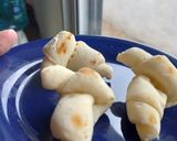 Foto del paso 4 de la receta: Cañoncitos, cuernitos, pan con grasa
