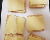 A picture of step 2 of My Crackers Cheese and rassberry Jam 💖.