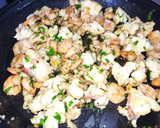 Foto del paso 7 de la receta: Mix de Langosta y Camarón al ajillo