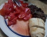 Foto del paso 6 de la receta: Hamburguesas a la plancha con ensalada de tomate