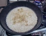 Foto del passaggio 4 della ricetta Risotto con crema di melanzana, scamorza ed erbe creole