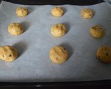 Une image de l'étape 5 de Cookies Beurre de Cacahuète et Pralin.