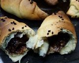 A picture of step 5 of Mini Chocolate Croissants without Pastry Dough.