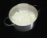 Foto del paso 6 de la receta: Fideos Udon con salsa agridulce, pollo y piña