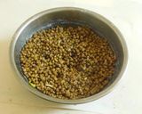 A picture of step 2 of Spinach Keerai koottu.