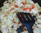 Foto del paso 7 de la receta: Repollo a la carnes frías súper económico y fácil 👍✨