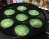 Foto langkah ke 4 dari resep Kue cubit lipat.
