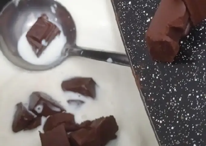 Langkah-langkah untuk membuat Cara membuat Chocolate cake ala Rumahan (3 bahan saja)