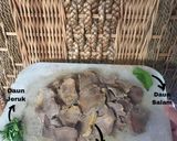 Foto langkah ke 2 dari resep Lidah Sapi Cabai Hijau & Bayam Crispy | Masakan Rumahan.