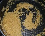 Foto del paso 1 de la receta: Arroz con choclo y cabello de ángel..