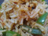 સેઝવાન રાઈસ (Schezwan Rice Recipe In Gujarati)
