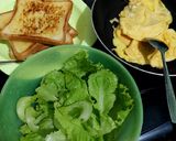 Foto langkah ke 2 dari resep Sandwich sederhana.