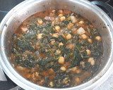 Foto del paso 10 de la receta: Potaje de garbanzos con espinacas