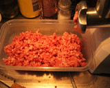 Foto del paso 5 de la receta: Salchicha parrillera, zochoris y chorisos secos, y choris a la pomarola