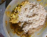 A picture of step 1 of Raw Banana Bomb.