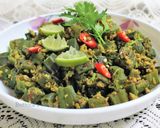 A picture of step 4 of Soya Okra Stir Fry.