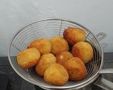 Foto langkah ke 3 dari resep Peuyeum Bol tabur keju.