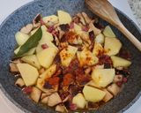 Foto del paso 3 de la receta: Patatas con setas y huevo