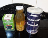 Foto del paso 1 de la receta: Infusión de té verde con uva blanca, s.de lino y c.de magnésio
