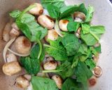 A picture of step 2 of Sautèed Mushrooms & Onion. 😁.