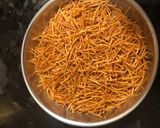 A picture of step 1 of Vermicelli Kheer.