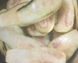 صورة لخطوة 1 من وصفة غراتان باذنجان وبطاطا