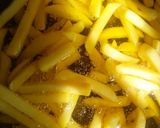 Rizs szalmakrupli rántott sajt, csibefalatkák és tartármártás recept fázis 2 fotója