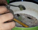 A picture of step 6 of Methi chicken.