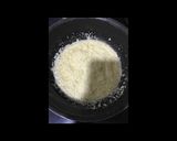 A picture of step 1 of Tiranga soji sira cake.