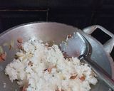 Foto langkah ke 4 dari resep Nasi goreng Simple ala Kobe.