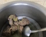 A picture of step 3 of Beef Nihari.