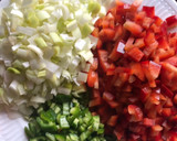 Foto del paso 1 de la receta: Holaldre folhada con verduras y queso