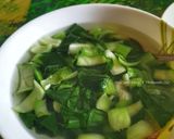 Gambar langkah 3 resipi Sup Sayur Sawi.