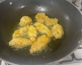 A picture of step 5 of Lenger with tamarind sauce and garlic.