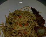 A picture of step 4 of Stir fry Spaghetti.