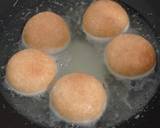 Cara Membuat Eggless Bomboloni Bunga Telang 4