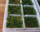 Une image de l'étape 3 de Cubes d'herbes aromatiques à l'huile d'olive.