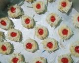Foto langkah ke 5 dari resep Kue kering (1 adonan untuk bermacam² bentuk).